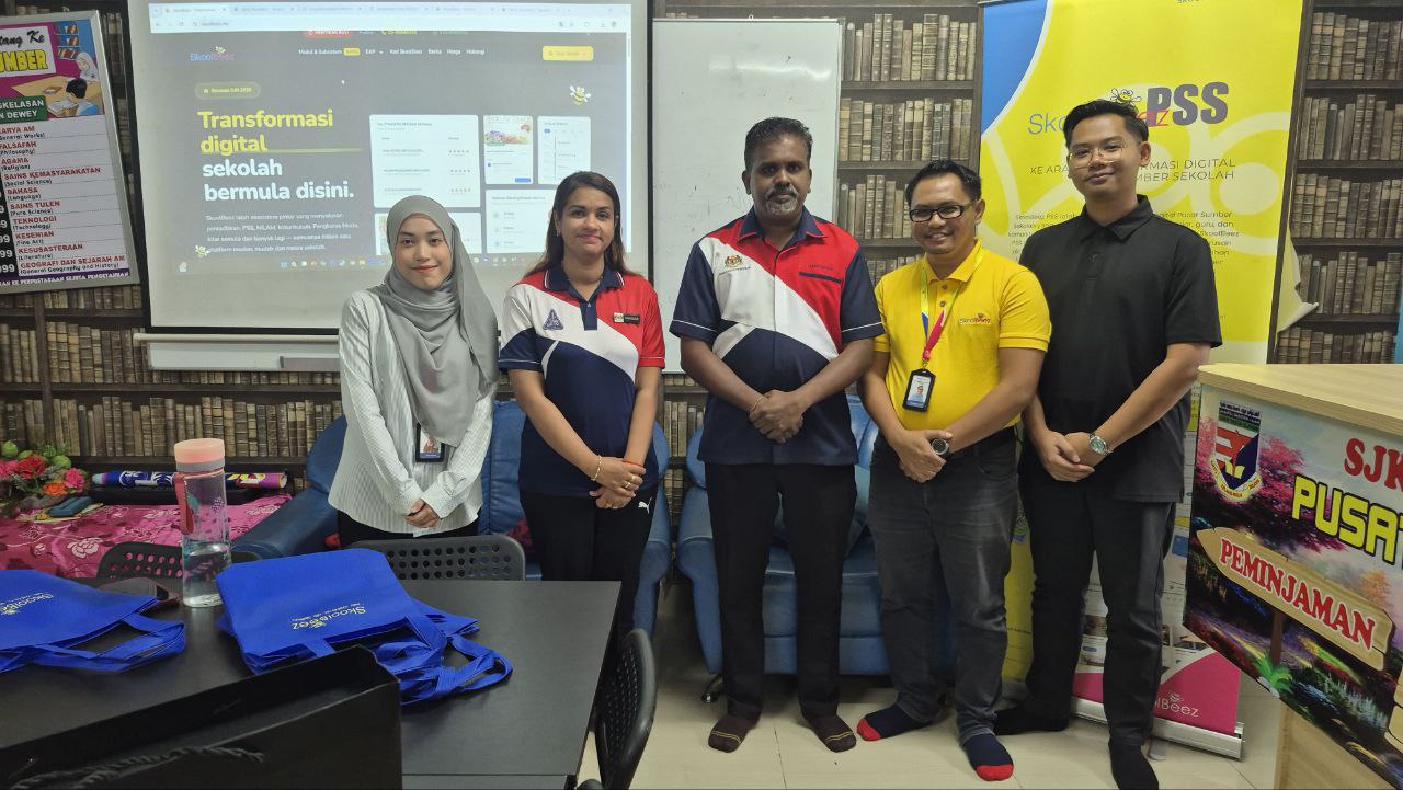 SJKT Gelang Patah Tunjuk Minat terhadap Platform Digital SkoolBeez