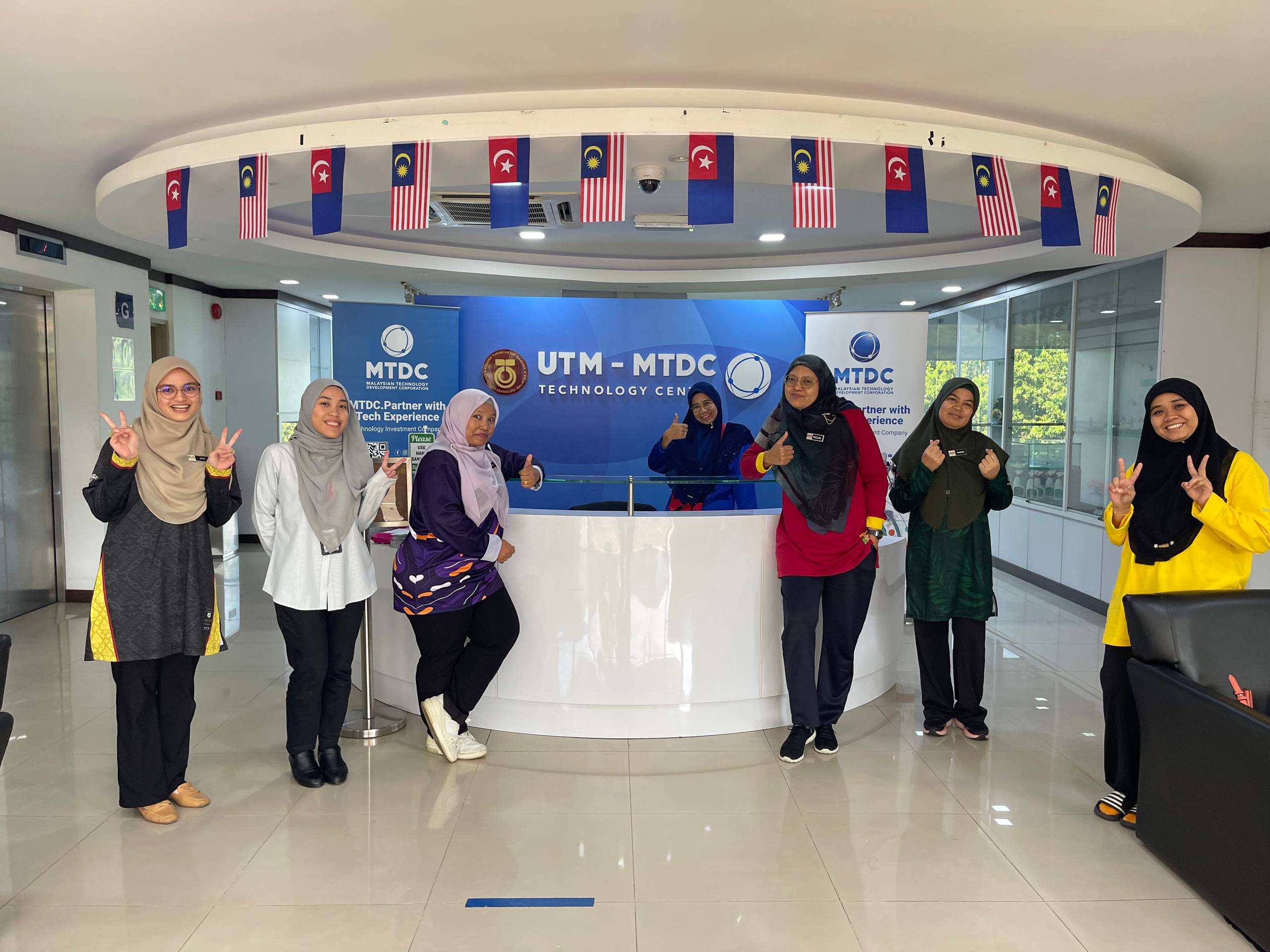 Kunjungan Mesra GPM dari Lima Buah Sekolah Serlahkan Komitmen terhadap Transformasi Digital