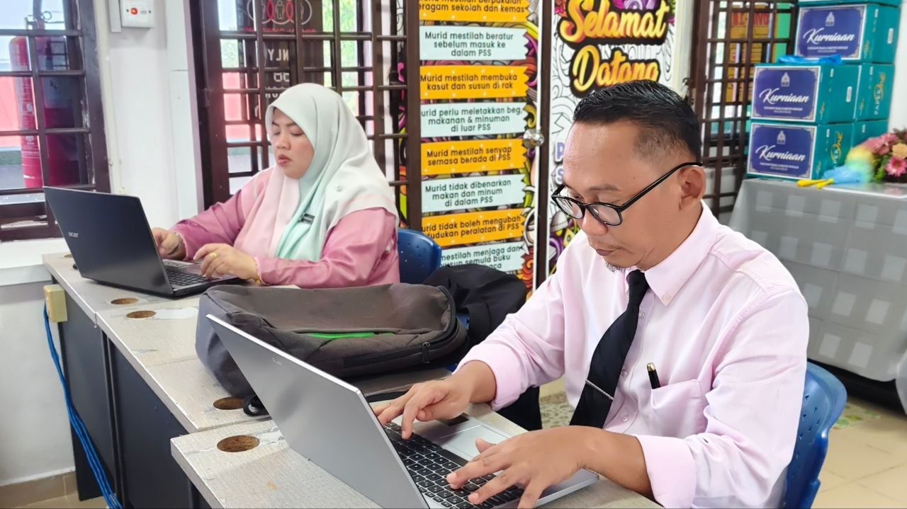 SK Tanjong Buai Perkukuh Pendigitalan Sekolah Melalui Kerjasama CSR SkoolBeez