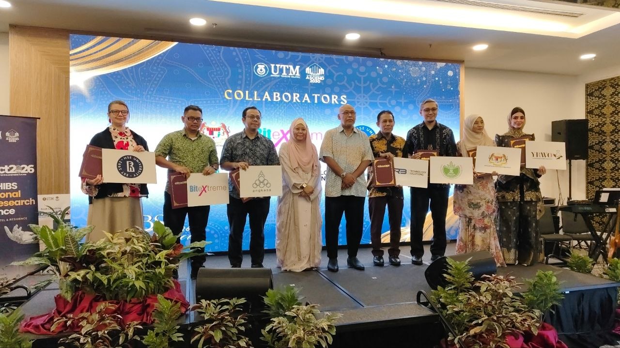 SkoolBeez Perkukuh Kerjasama Strategik di AHIBS-ACT 2026 Bersama UTM dan Rakan Industri