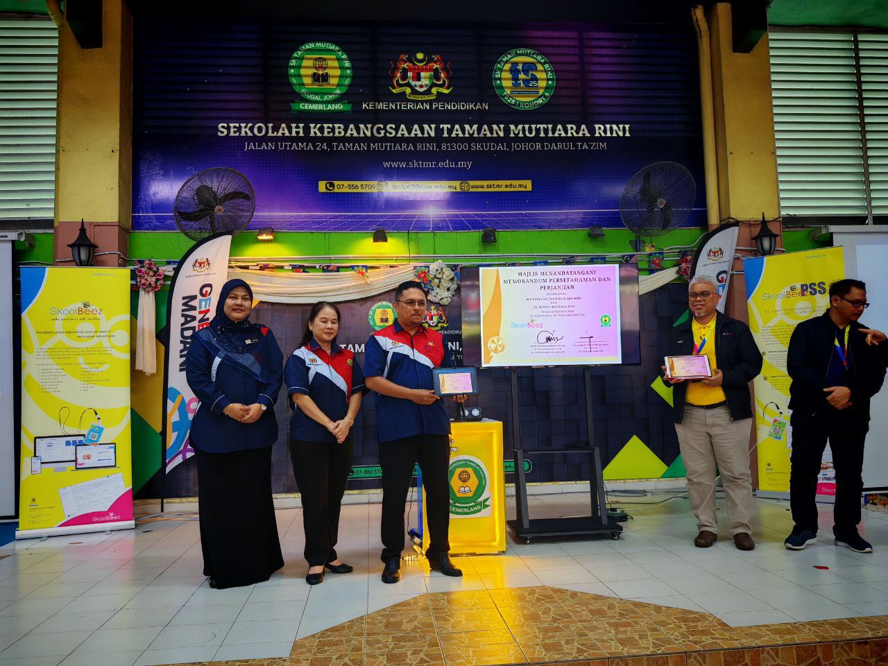 SK Taman Mutiara Rini Tandatangani MoU Bersama SkoolBeez Sempena Majlis Anugerah NILAM 2025