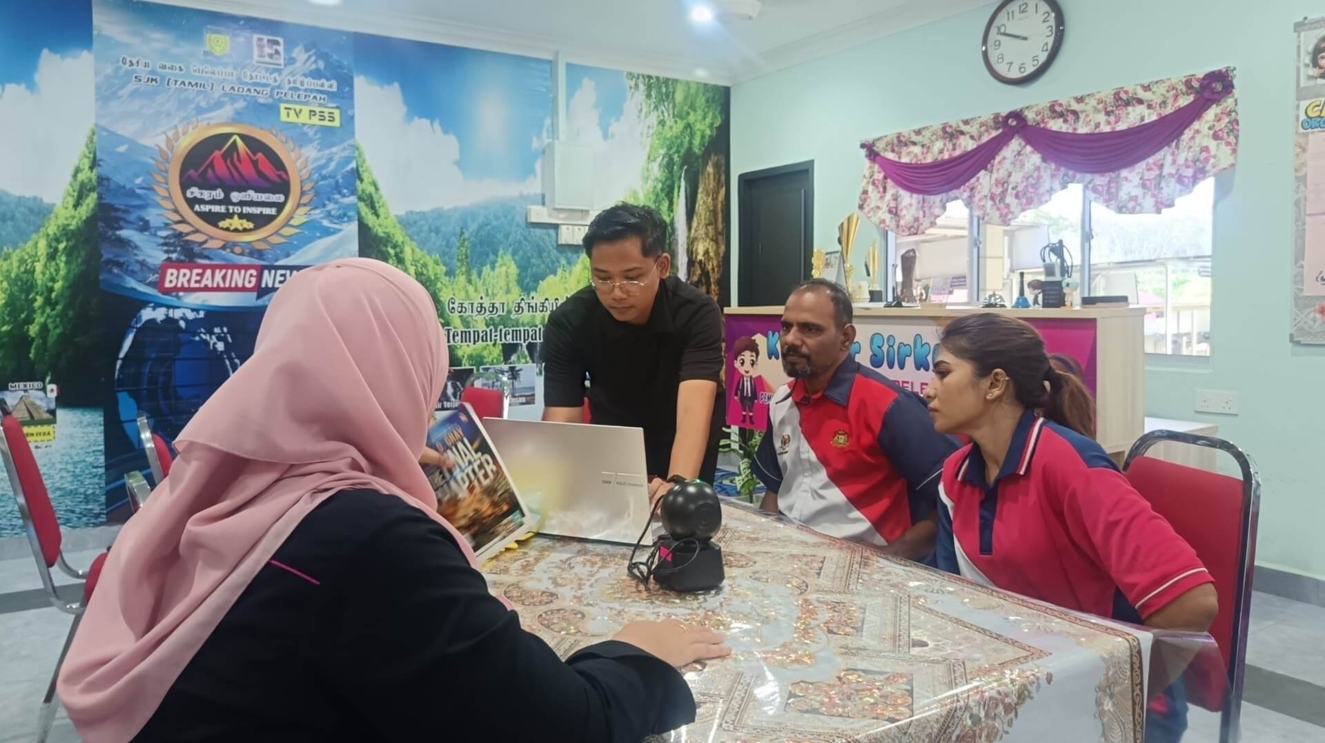 Minat Selepas PGBM Diterjemah kepada Demonstrasi SkoolBeez di SJKT Ladang Pelepah