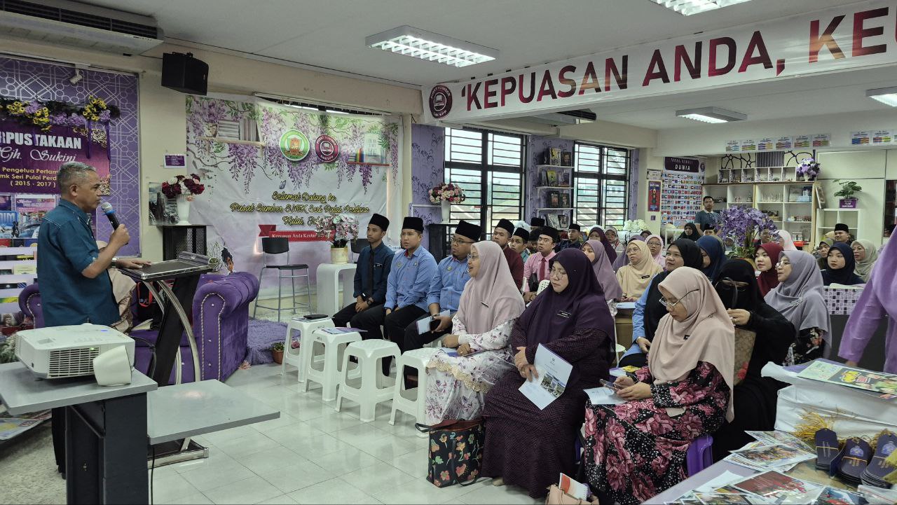 SkoolBeez Demo Bersama Sekolah Agama Negeri Johor Buka Peluang Jaringan Digital Baharu