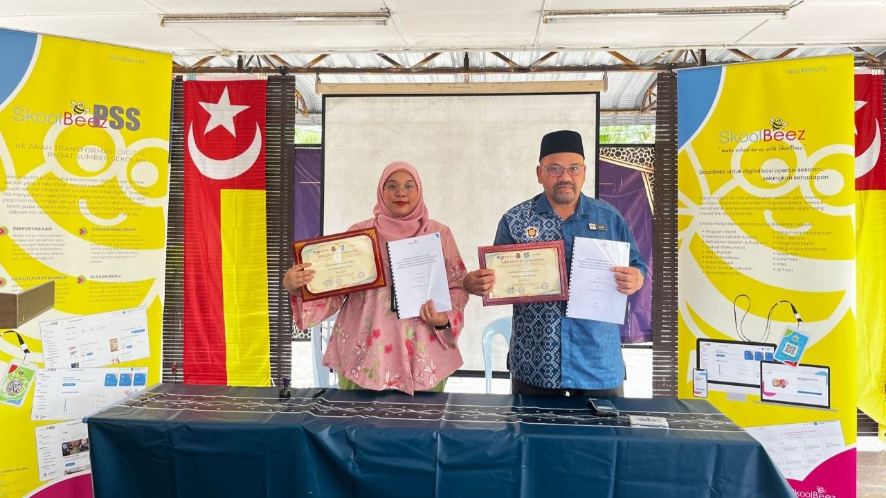 SK Tanjong Jawa Cipta Sejarah sebagai Sekolah Pertama di Selangor Gunakan SkoolBeez